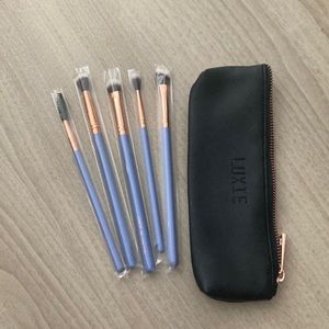 LUXIE WONDERLUST SET WITH BAG